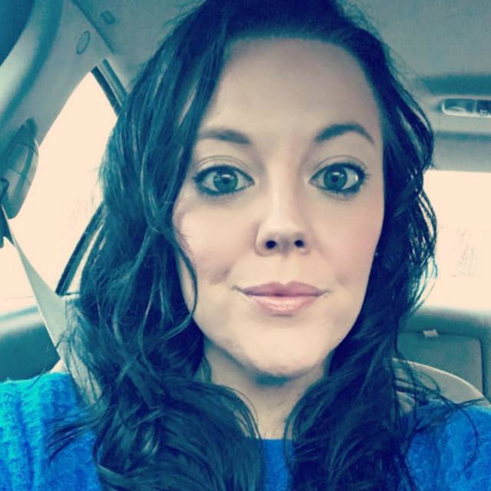 Meet your Posher, Deena